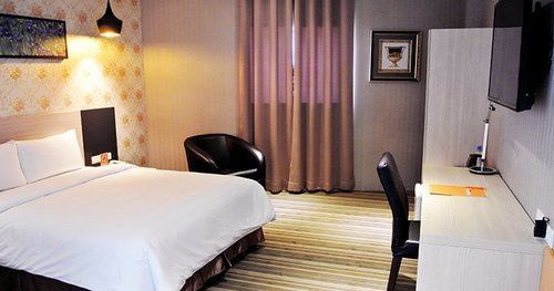 O House Hotel Каосюн Екстериор снимка